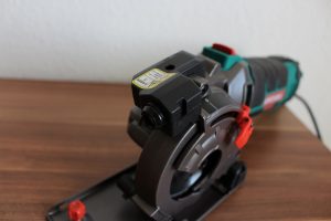 Handkreissäge mit Führungslaser