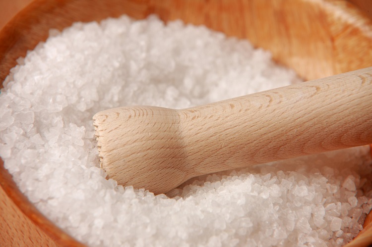 Backofen reinigen mit Salz