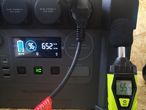 55,6 Dezibel bei 652 Watt Ausgangsleistung